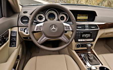   Mercedes-Benz C300 4MATIC Luxury US-spec - 2012