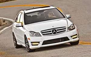   Mercedes-Benz C300 4MATIC Sport Package Plus US-spec - 2013
