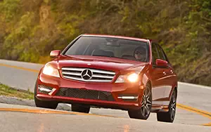  Mercedes-Benz C350 Sport Package Plus US-spec - 2013