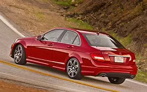   Mercedes-Benz C350 Sport Package Plus US-spec - 2013