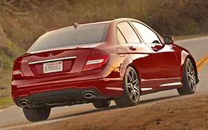   Mercedes-Benz C350 Sport Package Plus US-spec - 2013