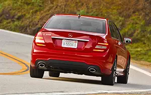   Mercedes-Benz C350 Sport Package Plus US-spec - 2013