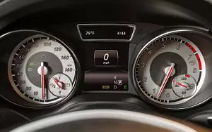   Mercedes-Benz CLA250 AMG Sports Package US-spec - 2014