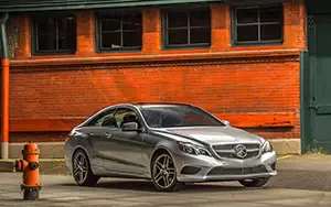   Mercedes-Benz E350 4MATIC Coupe US-spec - 2014