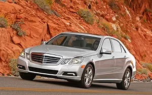   Mercedes-Benz E550 Luxury US-spec - 2010