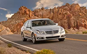   Mercedes-Benz E550 Luxury US-spec - 2010