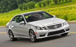   Mercedes-Benz E63 AMG US-spec - 2010
