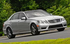   Mercedes-Benz E63 AMG US-spec - 2010