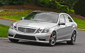   Mercedes-Benz E63 AMG US-spec - 2010