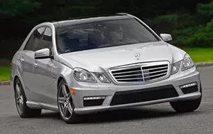   Mercedes-Benz E63 AMG US-spec - 2010