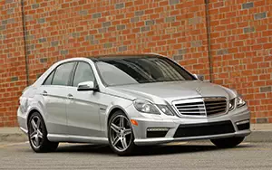   Mercedes-Benz E63 AMG US-spec - 2010
