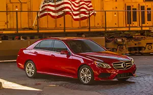   Mercedes-Benz E250 BlueTEC AMG Sports Package US-spec - 2014