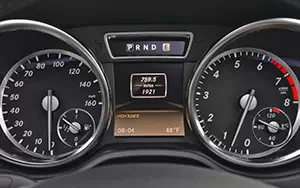   Mercedes-Benz G550 US-spec - 2013