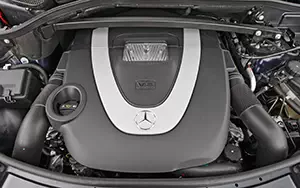   Mercedes-Benz GL450 US-spec - 2010