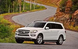   Mercedes-Benz GL350 BlueTEC US-spec - 2013
