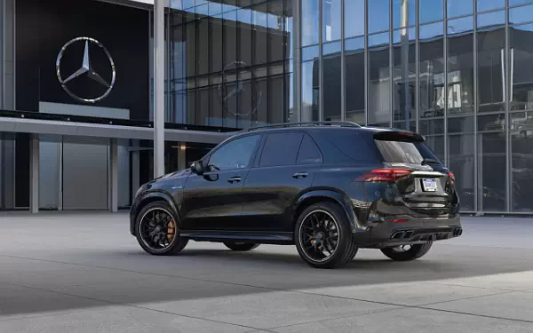 ���� ���������� Mercedes-AMG GLE 63 S 4MATIC+ US-spec - 2023
