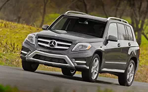   Mercedes-Benz GLK250 BlueTEC AMG Styling Package US-spec - 2013