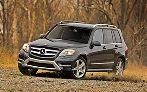   Mercedes-Benz GLK250 BlueTEC AMG Styling Package US-spec - 2013