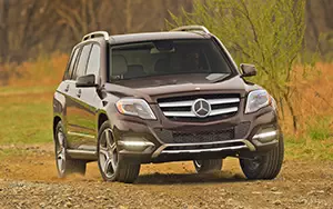   Mercedes-Benz GLK250 BlueTEC US-spec - 2013