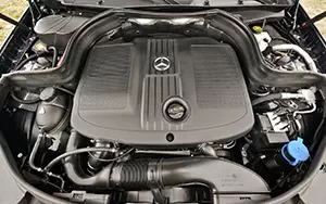   Mercedes-Benz GLK250 BlueTEC US-spec - 2013
