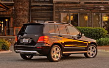  Mercedes-Benz GLK350 4MATIC US-spec - 2013