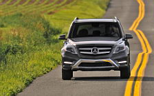   Mercedes-Benz GLK350 4MATIC US-spec - 2013