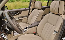   Mercedes-Benz GLK350 4MATIC US-spec - 2013