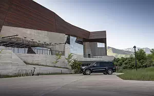   Mercedes-Benz GLS 580 4MATIC AMG Line (Cavansite Blue) US-spec - 2019