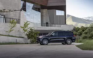   Mercedes-Benz GLS 580 4MATIC AMG Line (Cavansite Blue) US-spec - 2019