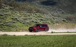   Mercedes-Benz GLS 580 4MATIC AMG Line (Designo Cardinal Red) US-spec - 2019
