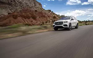  Mercedes-Benz GLS 580 4MATIC AMG Line (Diamond White) US-spec - 2019