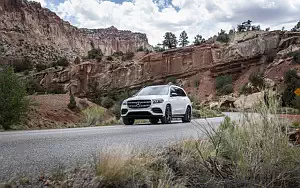   Mercedes-Benz GLS 580 4MATIC AMG Line (Diamond White) US-spec - 2019