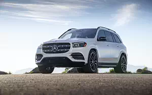   Mercedes-Benz GLS 580 4MATIC AMG Line (Diamond White) US-spec - 2019