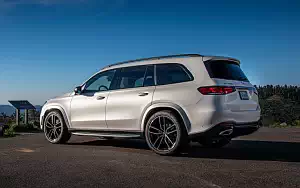   Mercedes-Benz GLS 580 4MATIC AMG Line (Diamond White) US-spec - 2019