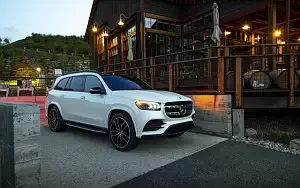   Mercedes-Benz GLS 580 4MATIC AMG Line (Diamond White) US-spec - 2019