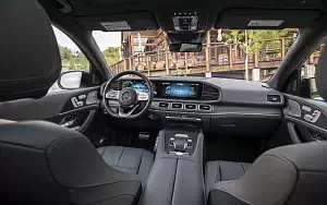   Mercedes-Benz GLS 580 4MATIC AMG Line (Diamond White) US-spec - 2019