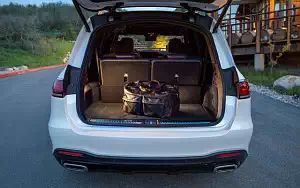   Mercedes-Benz GLS 580 4MATIC AMG Line (Diamond White) US-spec - 2019