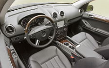  Mercedes-Benz ML550 - 2006