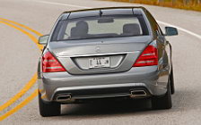   Mercedes-Benz S550 - 2010