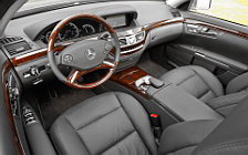   Mercedes-Benz S550 - 2010