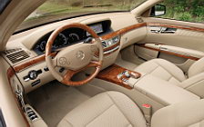   Mercedes-Benz S600 - 2010