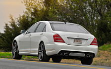   Mercedes-Benz S65 AMG - 2010