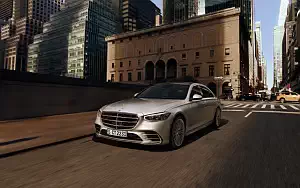   Mercedes-Benz S-class AMG Line US-spec - 2020