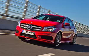   Mercedes-Benz A180 Style Package - 2012