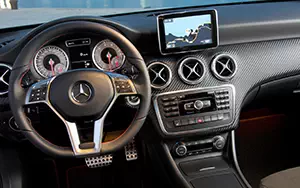   Mercedes-Benz A200 Style Package - 2012