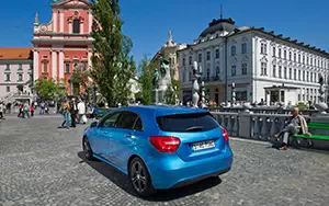   Mercedes-Benz A200 - 2012