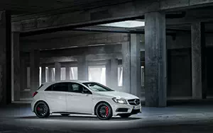   Mercedes-Benz A45 AMG - 2013