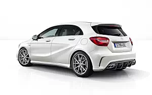   Mercedes-AMG A 45 4MATIC - 2009