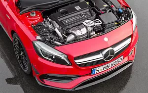   Mercedes-AMG A 45 4MATIC - 2009