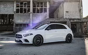   Mercedes-Benz A 180 d AMG Line - 2018